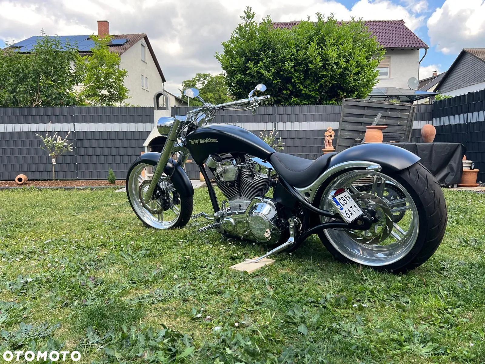Harley-Davidson Softail Custom - 12