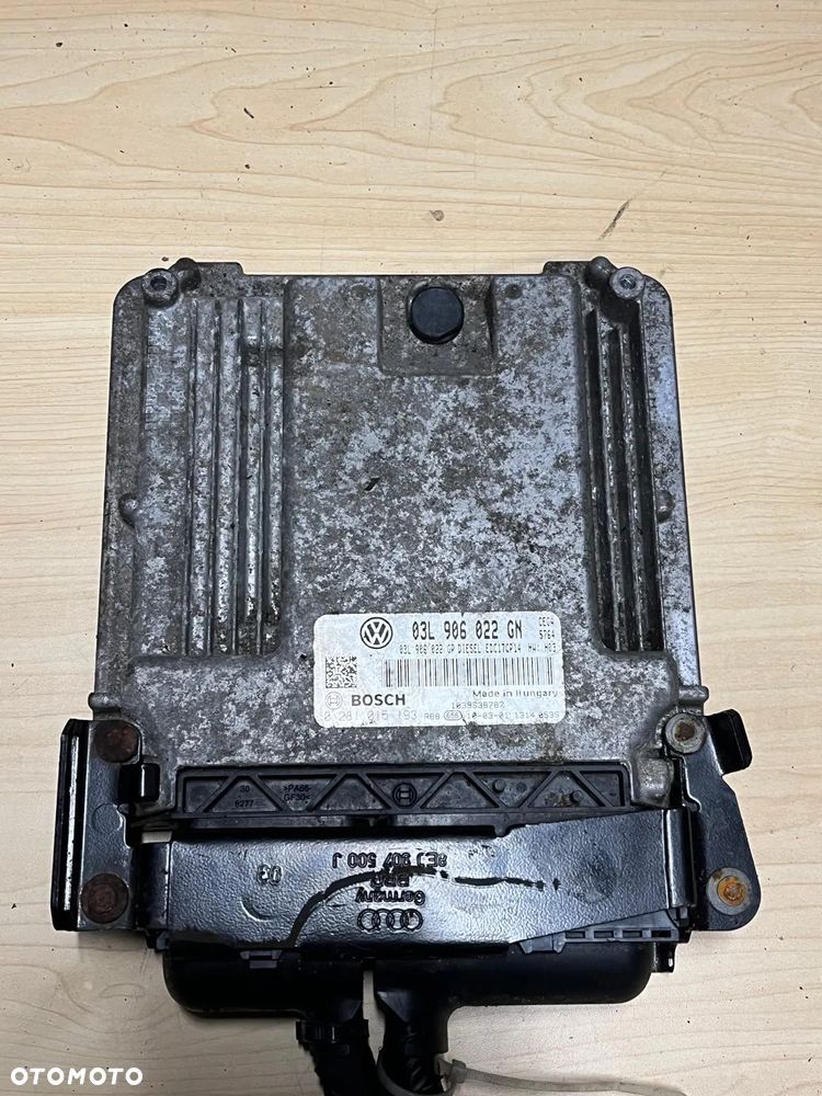 Sterownik silnika BOSCH 0281015193 Seat Leon 2.0 Tdi - 1