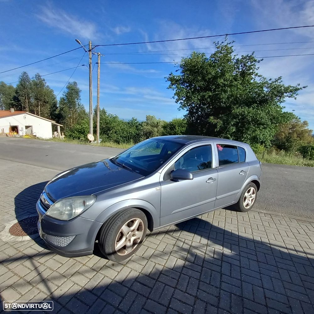 Opel Astra 1.3 CDTI Enjoy - 1