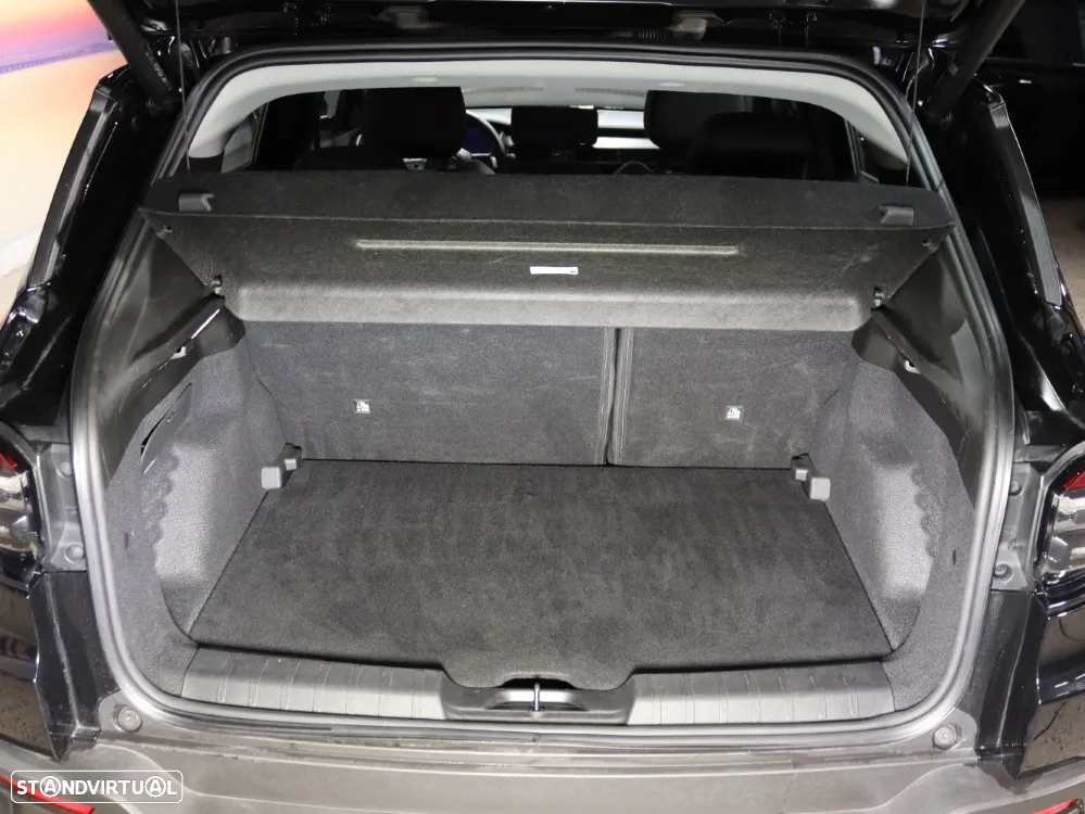 Jeep Avenger 1.2 GSE T3 Altitude - 32