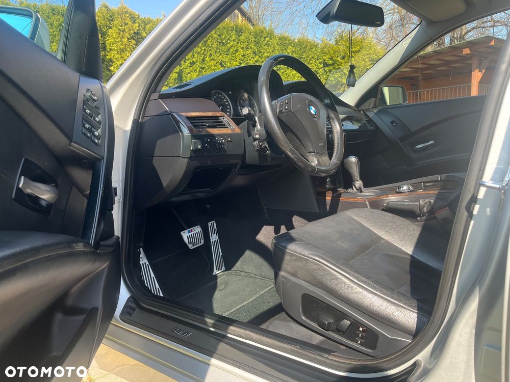 BMW Seria 5 - 13