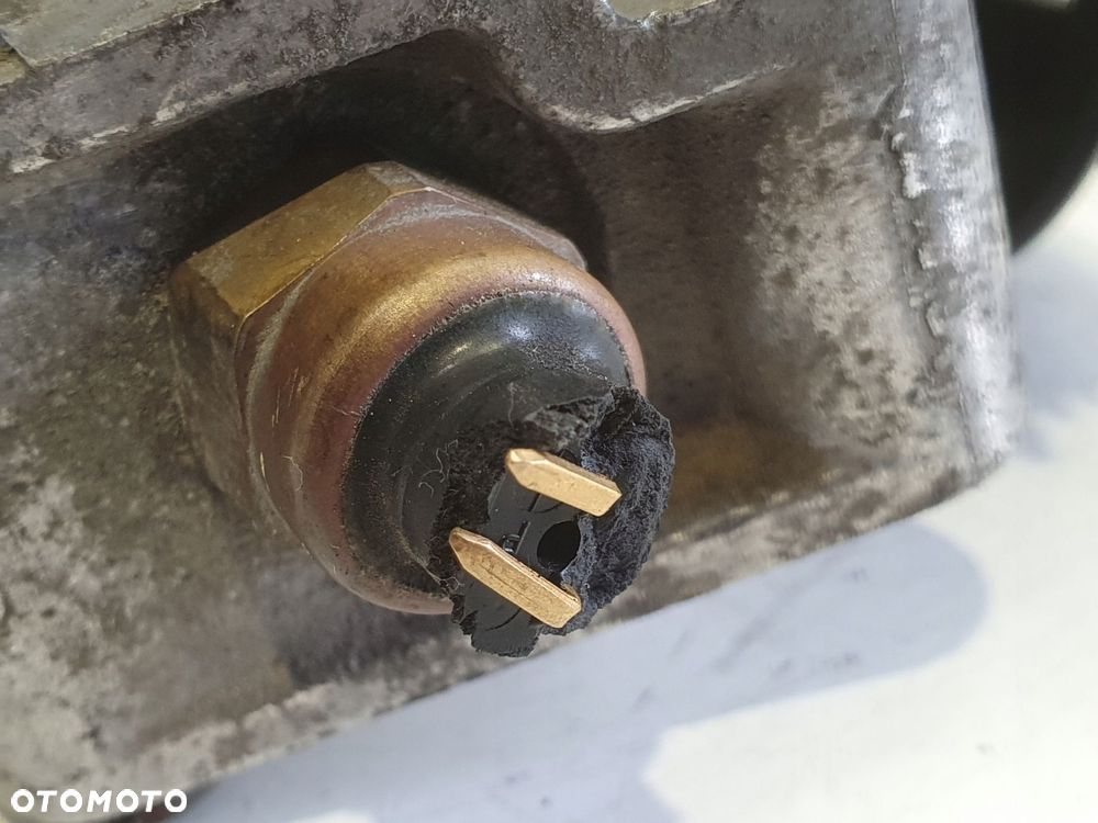 Ford Focus MK1 1.6 16V POMPA WSPOMAGANIA 2S41-3A696-AA - 7