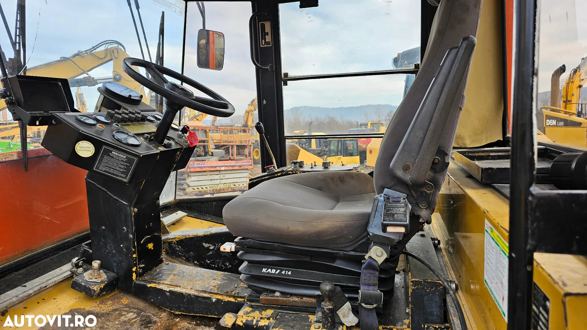 Caterpillar CAT PS 300 Cilindru compactor polipneu - 3