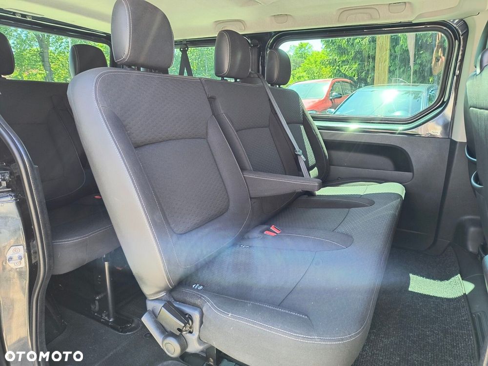 Opel Vivaro - 12