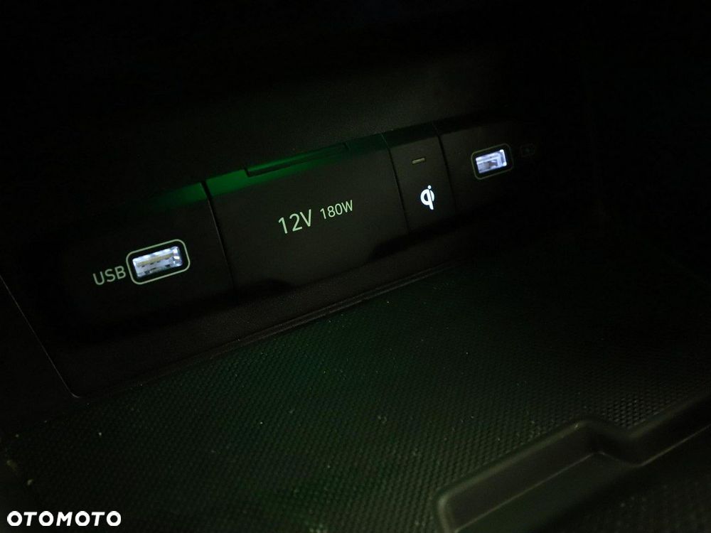 Hyundai Tucson 1.6 CRDi 48V-Hybrid 2WD DCT Trend - 28