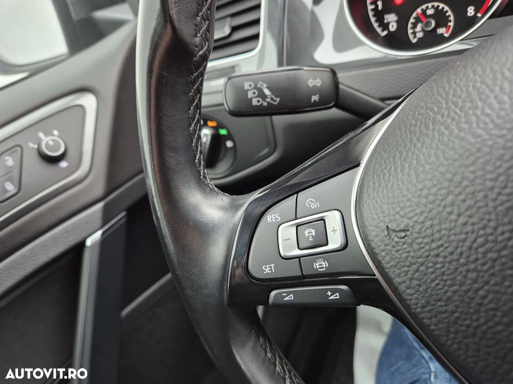 Volkswagen Golf 1.5 TSI Comfortline - 15