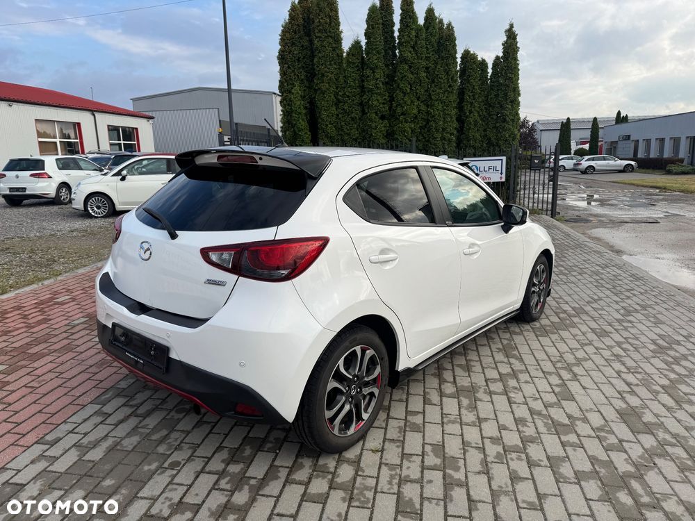 Mazda 2 - 4