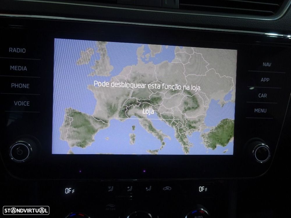 Skoda Superb Break 2.0 TDI Ambition DSG - 26