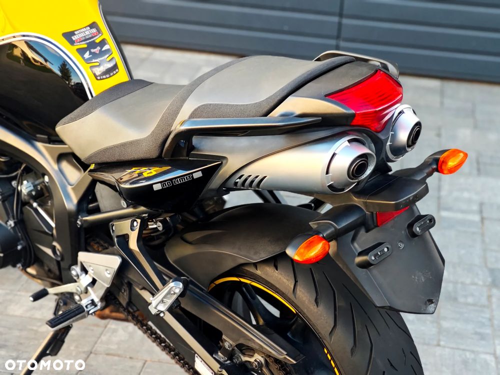 Yamaha FZ6 - 11