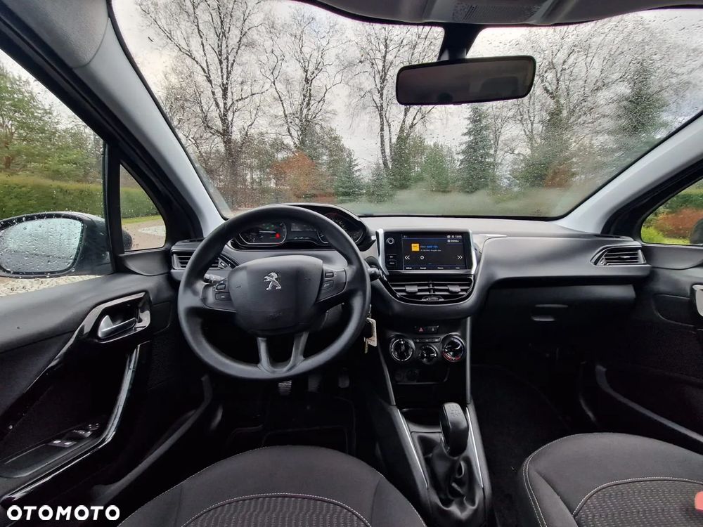 Peugeot 208 1.2 PureTech Allure - 22