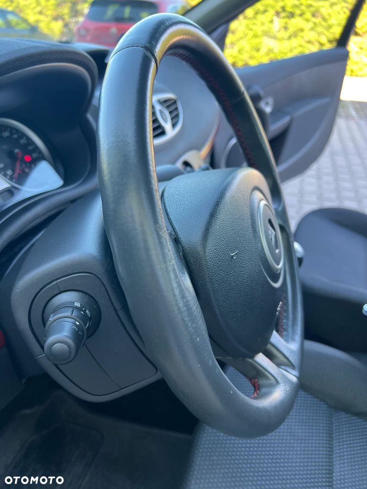 Renault Clio 1.2 16V Rip Curl - 9