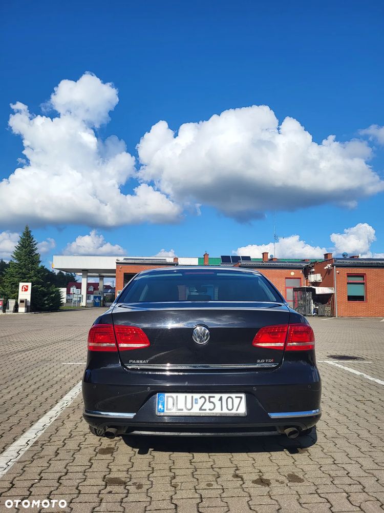 Volkswagen Passat 2.0 TDI 4Mot Highline DSG - 5