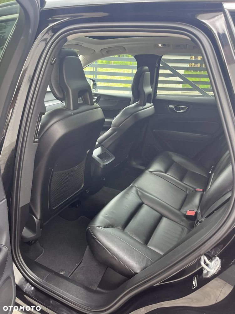 Volvo XC 60 T6 AWD Momentum - 5
