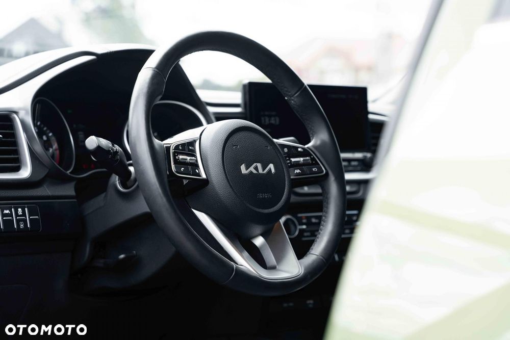 Kia XCeed 1.5 T-GDI M - 10