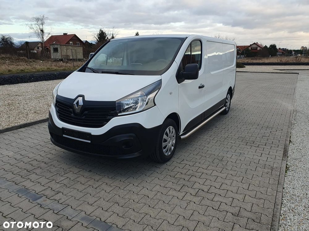 Renault Trafic - 1