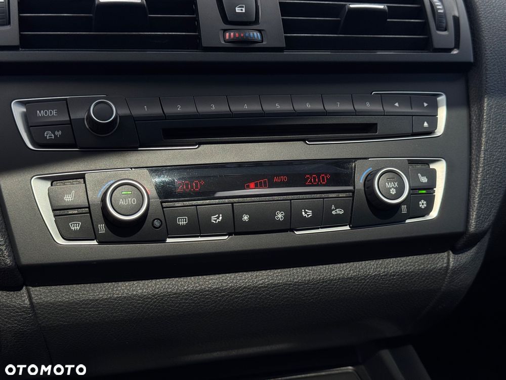 BMW Seria 1 120d Sport-Aut Urban Line - 14