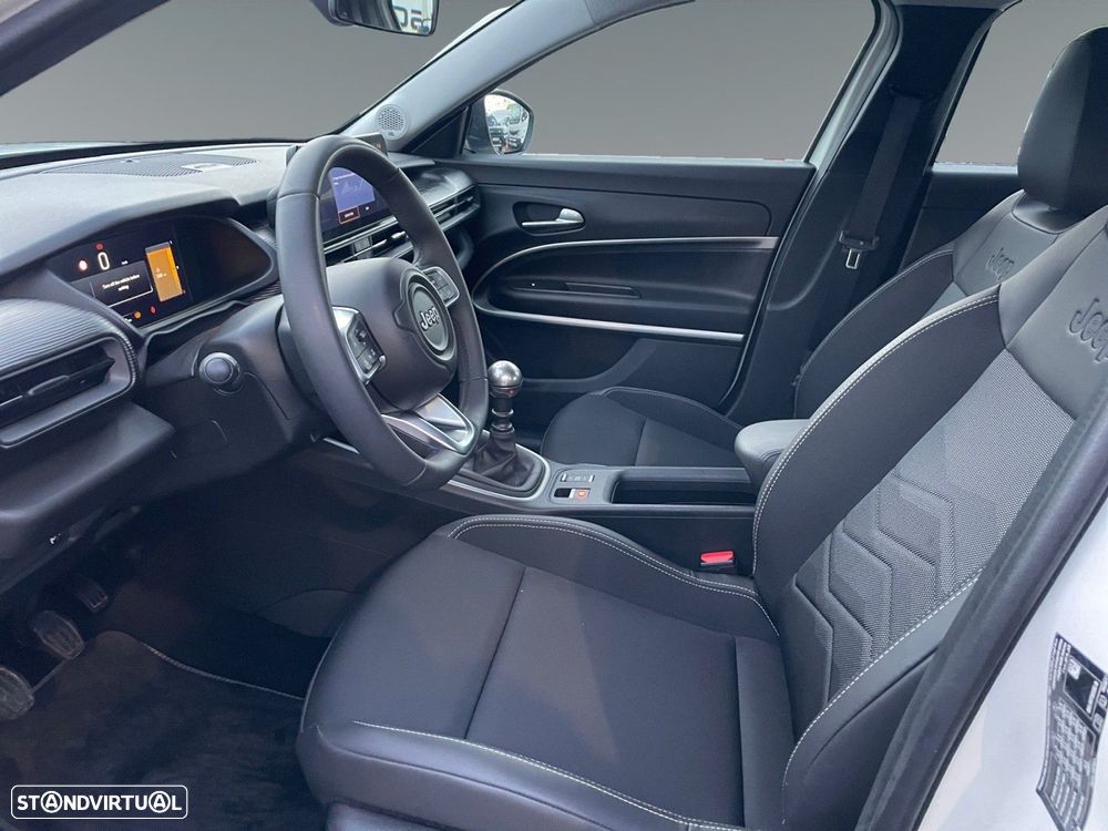 Jeep Avenger 1.2 GSE T3 Altitude - 10