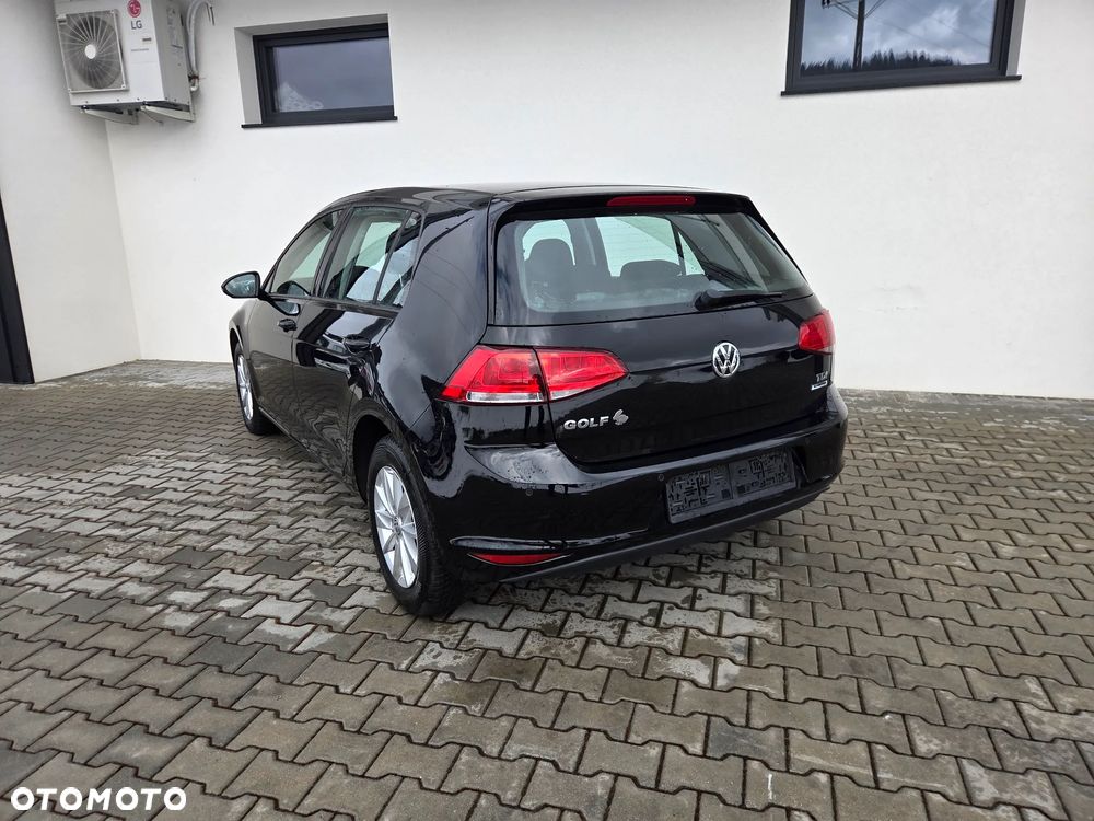 Volkswagen Golf - 3