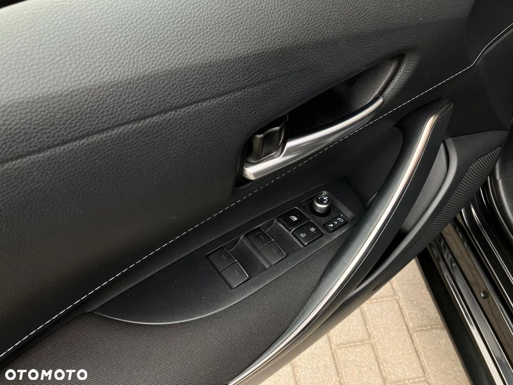 Toyota Corolla 2.0 Hybrid Comfort - 33