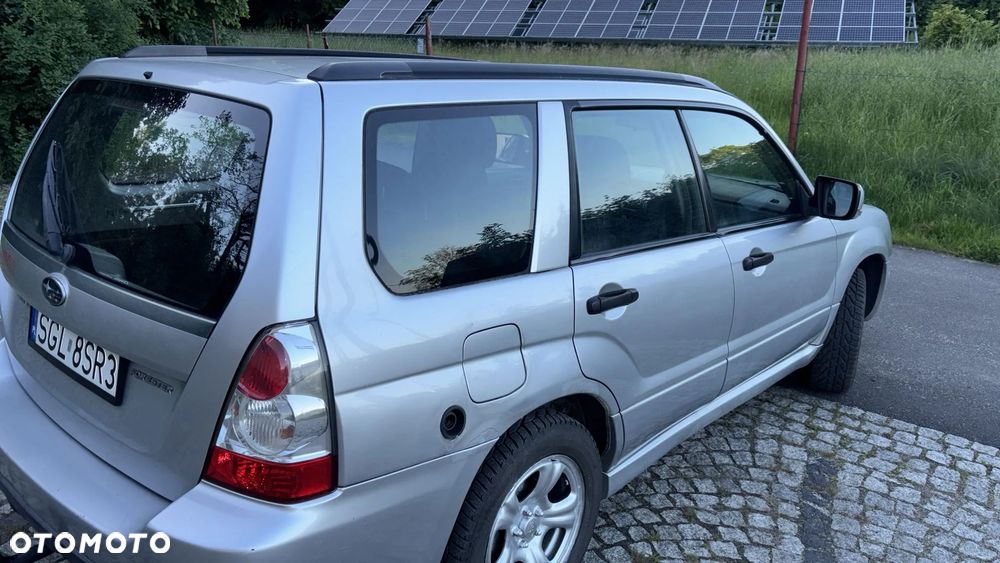 Subaru Forester 2.0 XA TRE - 6