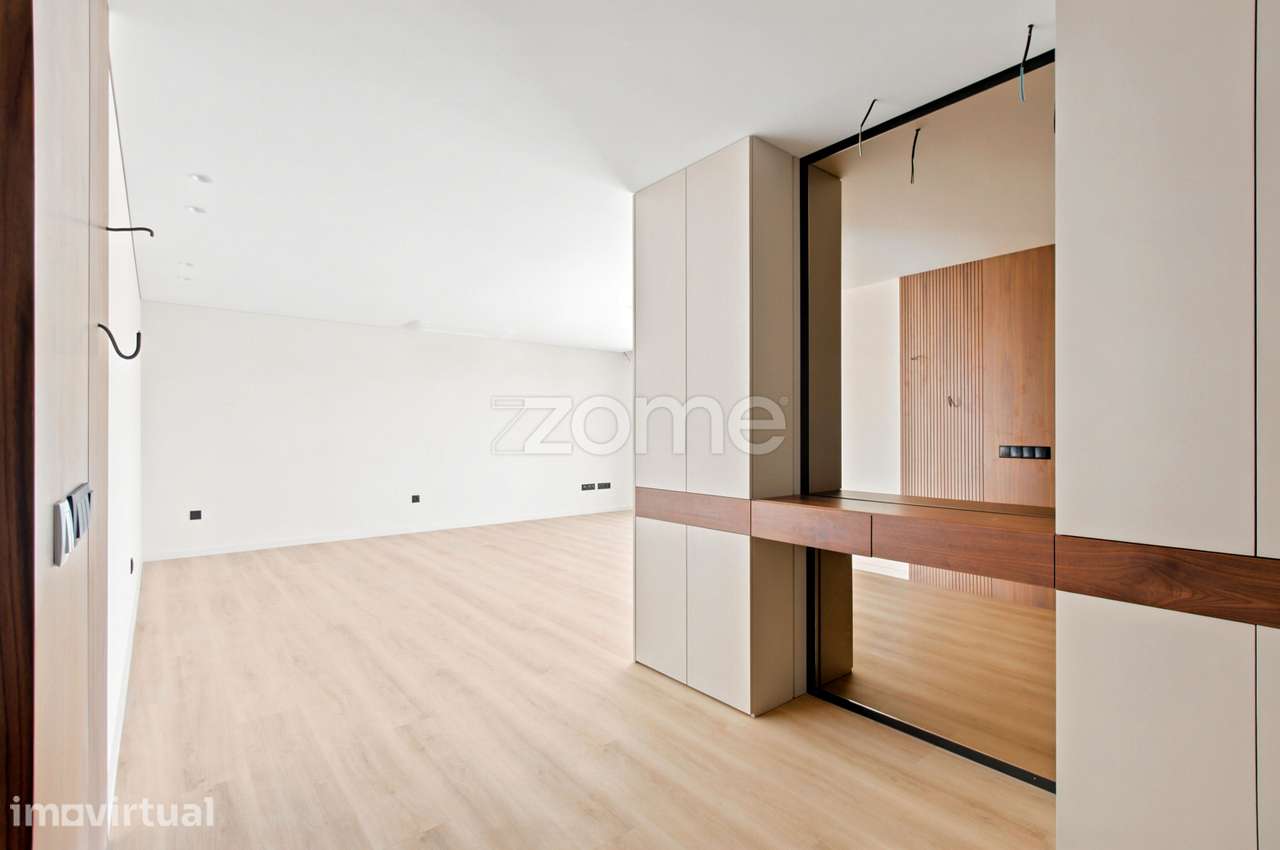 Apartamento T3 Recuado no Empreendimento Vessadas, na Costa - Grande imagem: 4/33