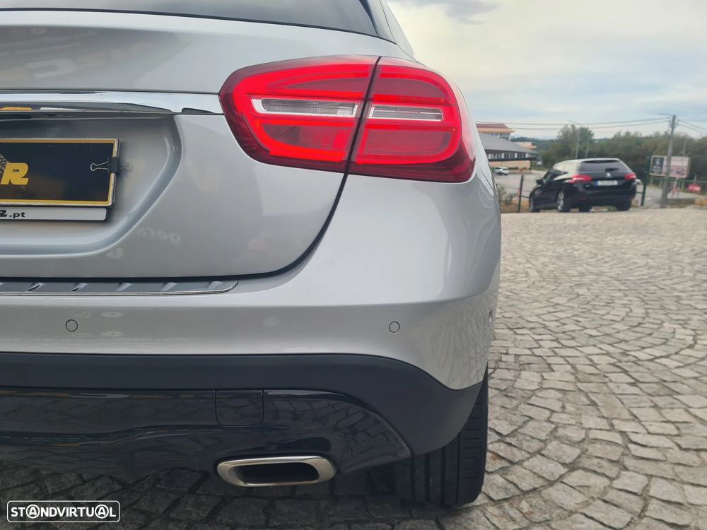 Mercedes-Benz GLA 200 CDi Urban Aut. - 10
