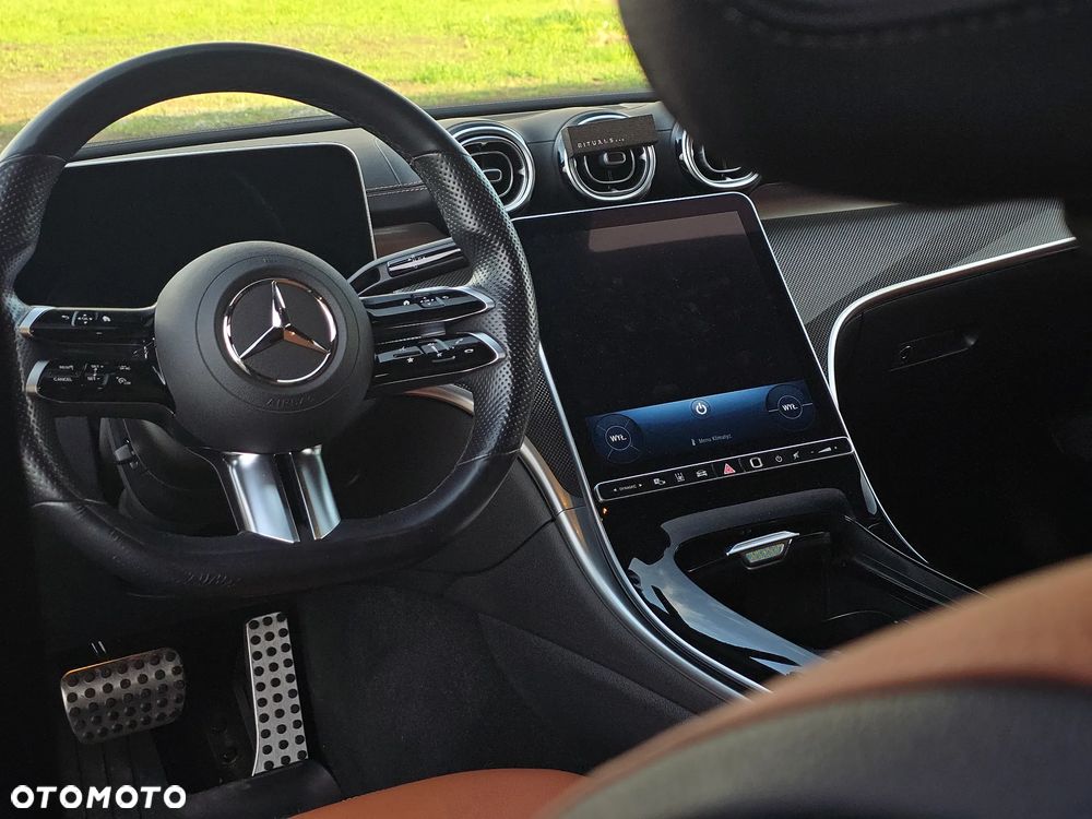 Mercedes-Benz Klasa C 300 d mHEV AMG - 10