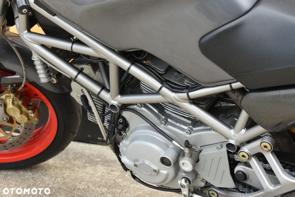 Ducati Monster - 20