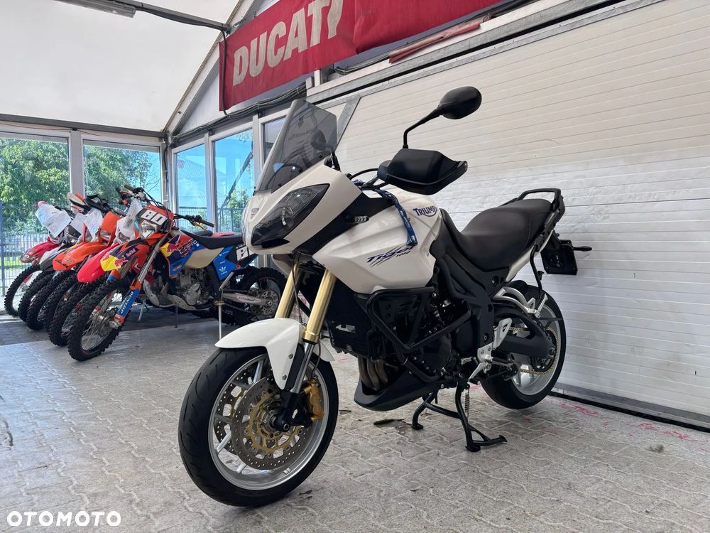 Triumph Tiger - 5