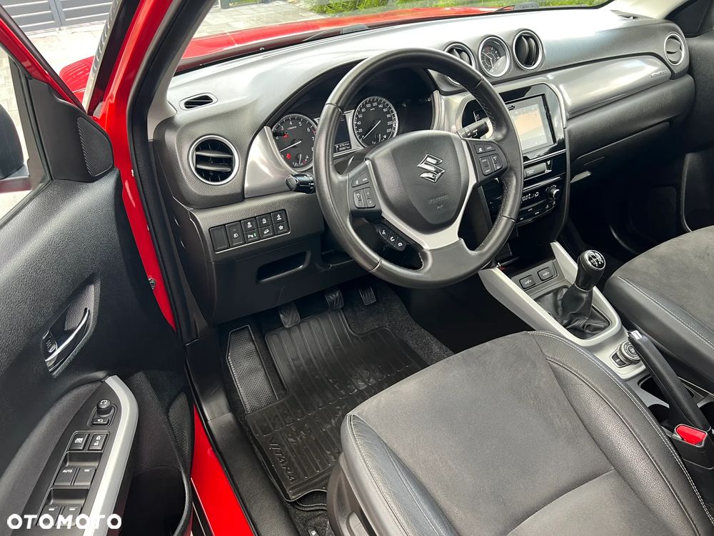 Suzuki Vitara 1.6 (4x4) Allgrip Comfort+ - 26