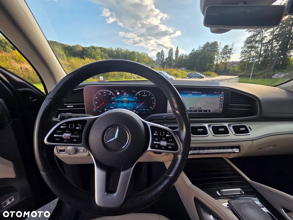 Mercedes-Benz GLE - 18