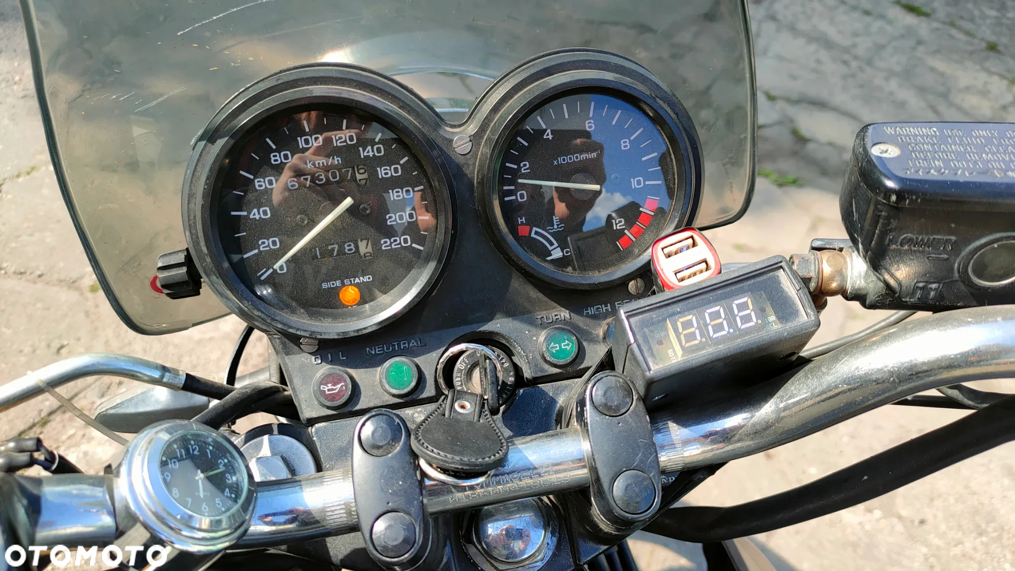 Honda CB - 8