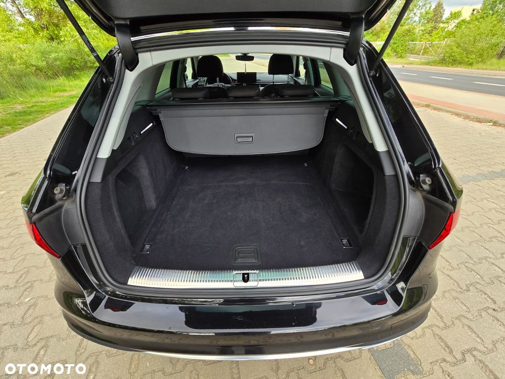 Audi A4 Avant 40 TFSI S tronic - 15