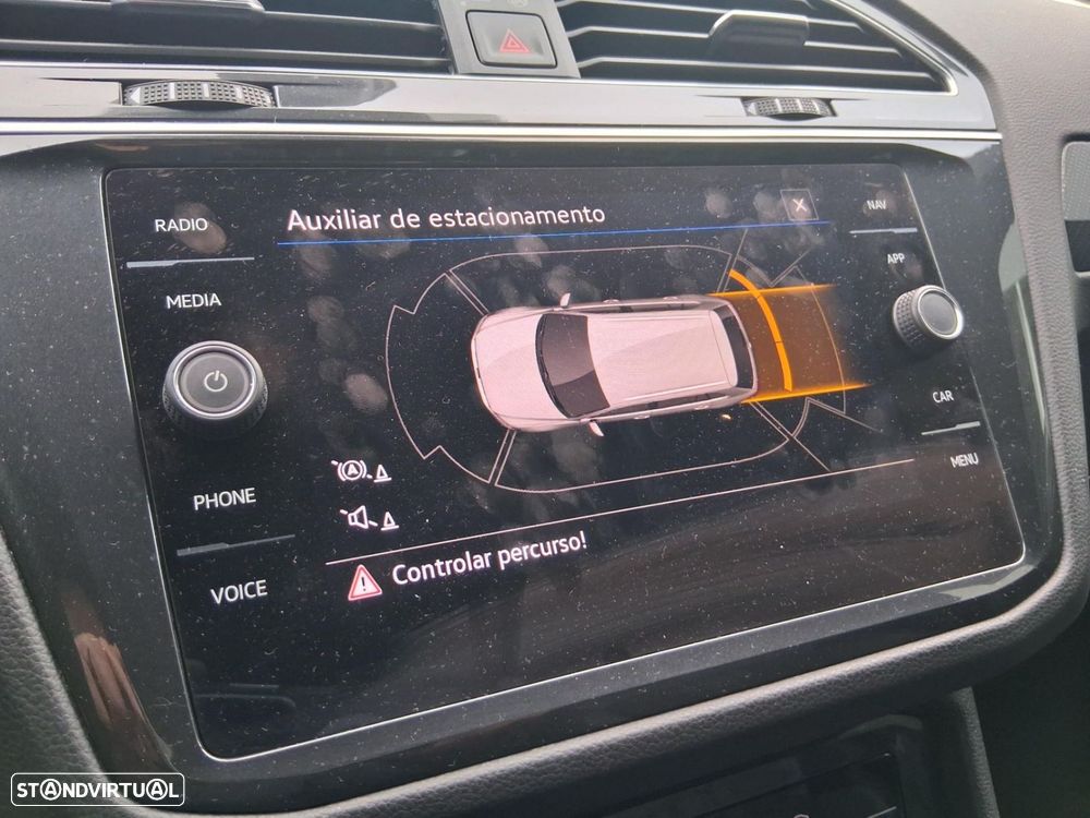VW Tiguan 2.0 TDI R-Line DSG - 6