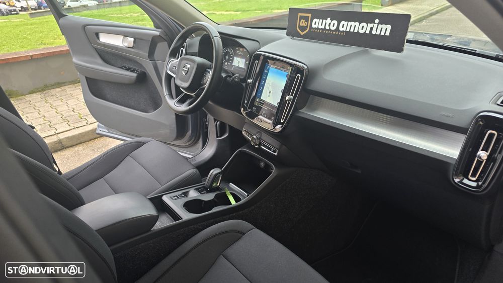 Volvo XC 40 1.5 T5 PHEV Momentum Plus - 26