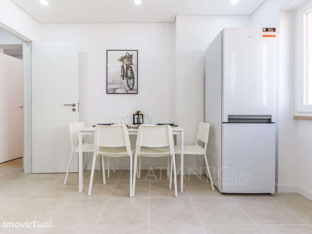 Apartamento T2 + T0 próximo a estação CP do Cacém - Grande imagem: 3/17