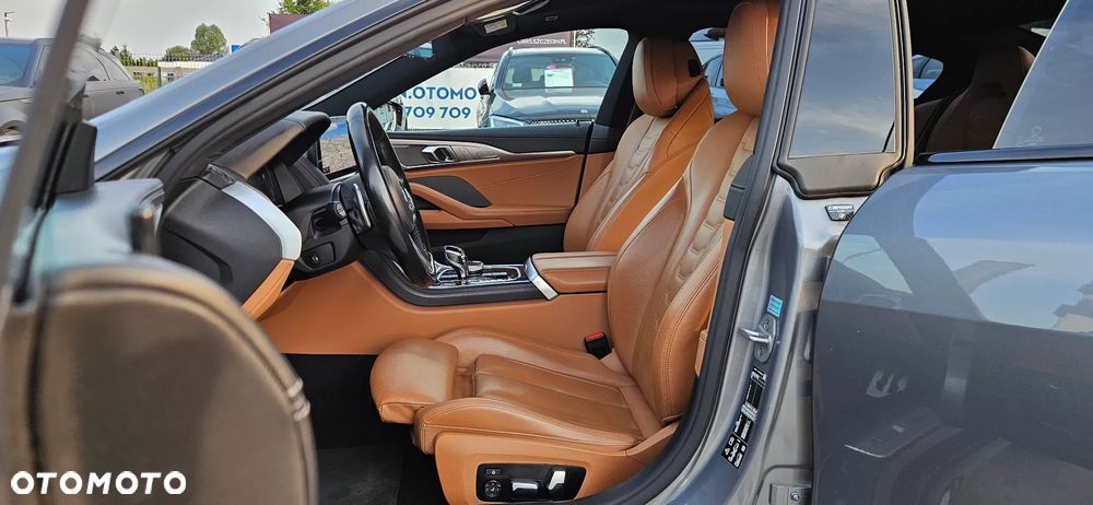 BMW Seria 8 840d xDrive mHEV - 21