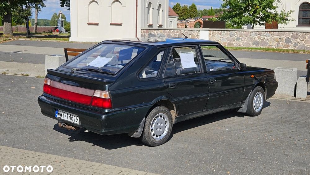 Polonez Caro - 8
