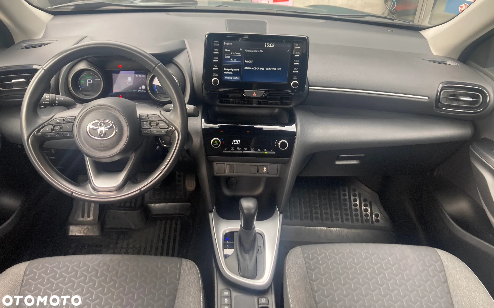 Toyota Yaris Cross Hybrid 1.5 Comfort - 3