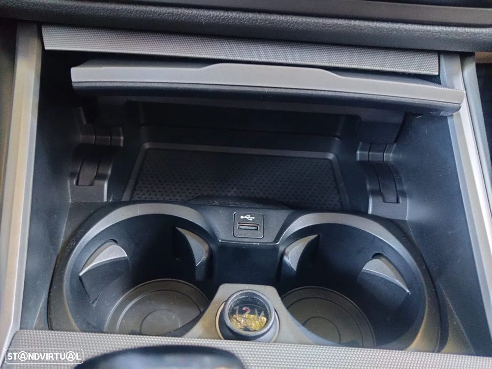 BMW 320 e Line Sport Auto - 14