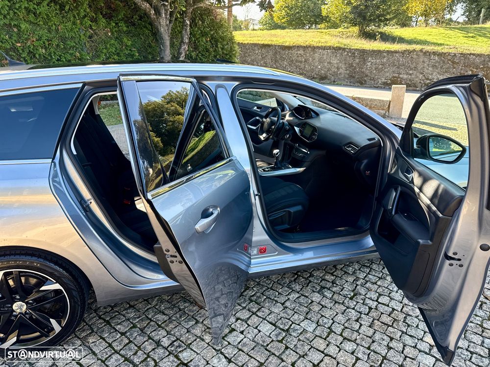 Peugeot 308 SW 1.6 BlueHDi GT Line - 40