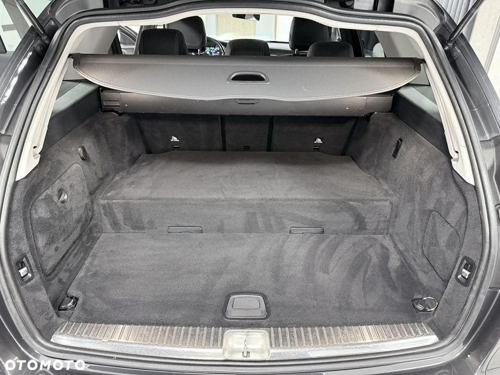 Mercedes-Benz Klasa C 300 de 9G-TRONIC Exclusive - 23