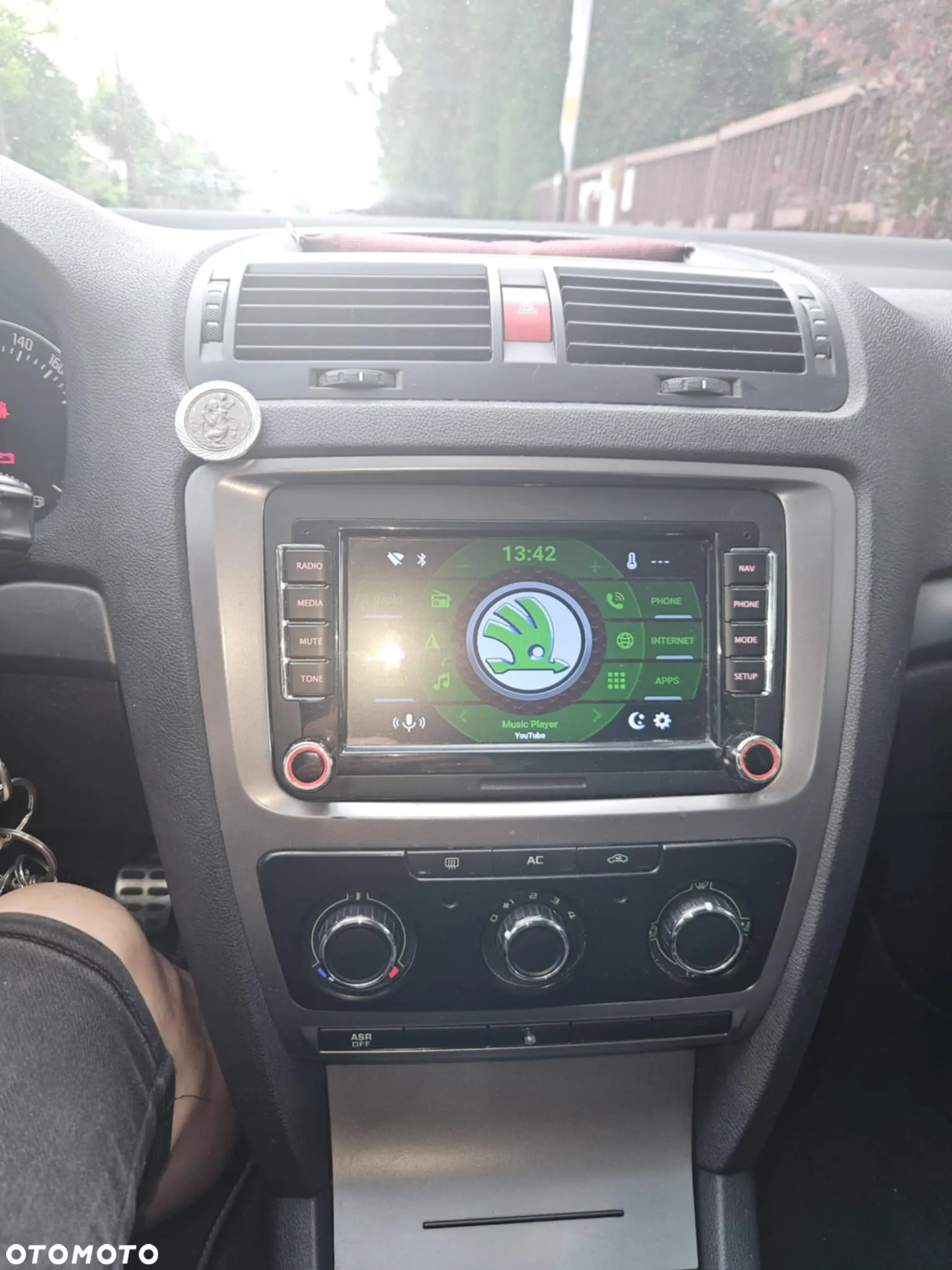 Skoda Octavia 1.6 Tour - 6