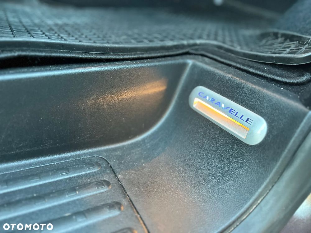 Volkswagen Caravelle - 21
