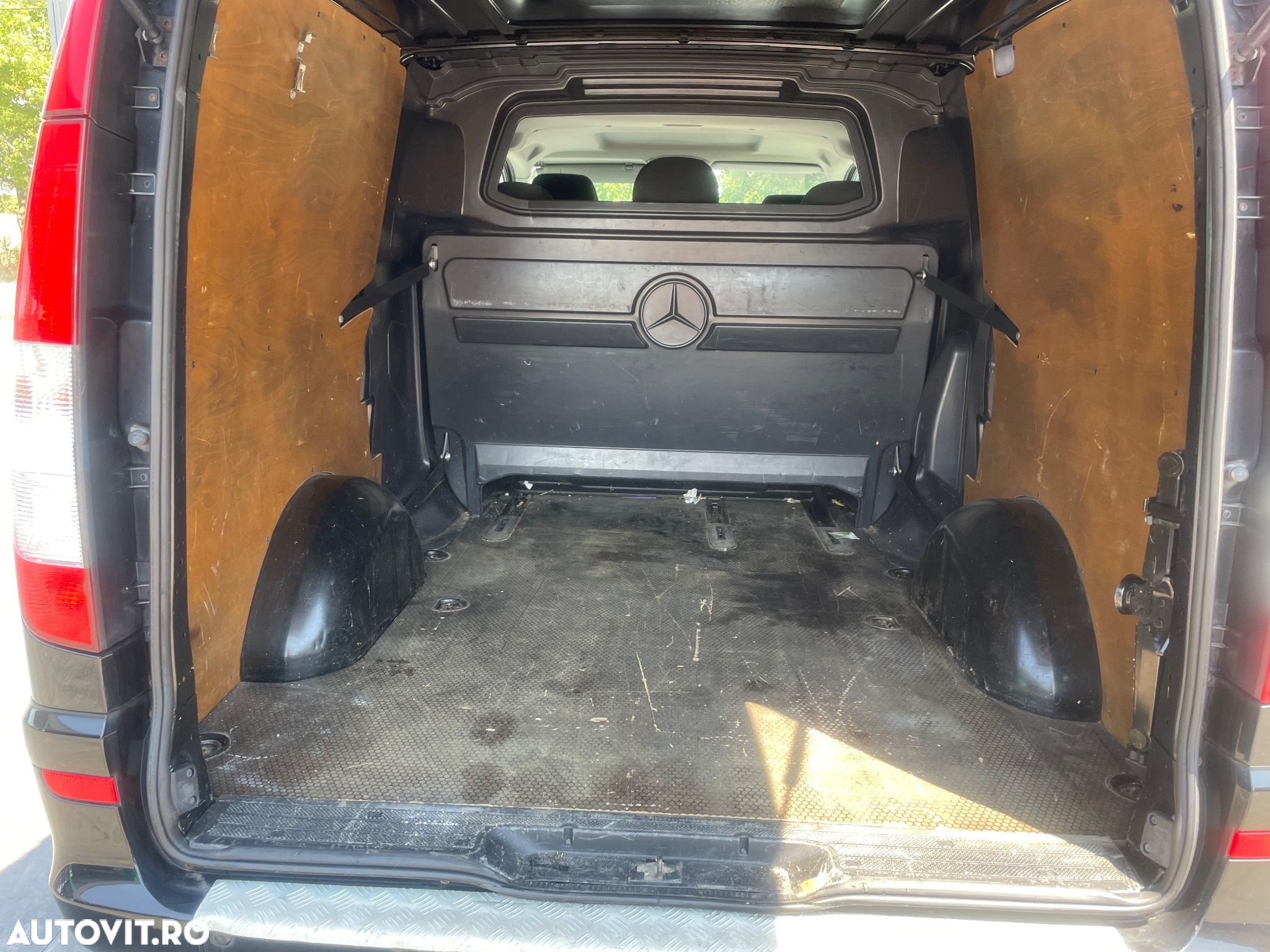 Mercedes-Benz Vito Mixt 113 CDI - 8