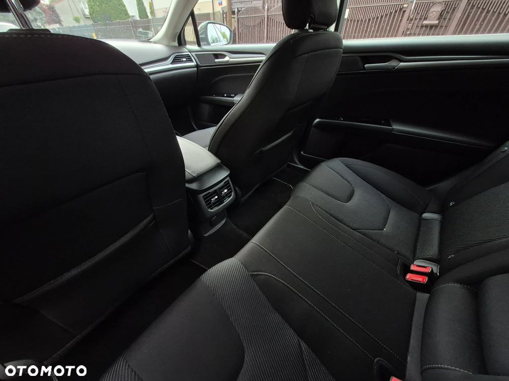 Ford Mondeo 1.5 EcoBoost Titanium - 11