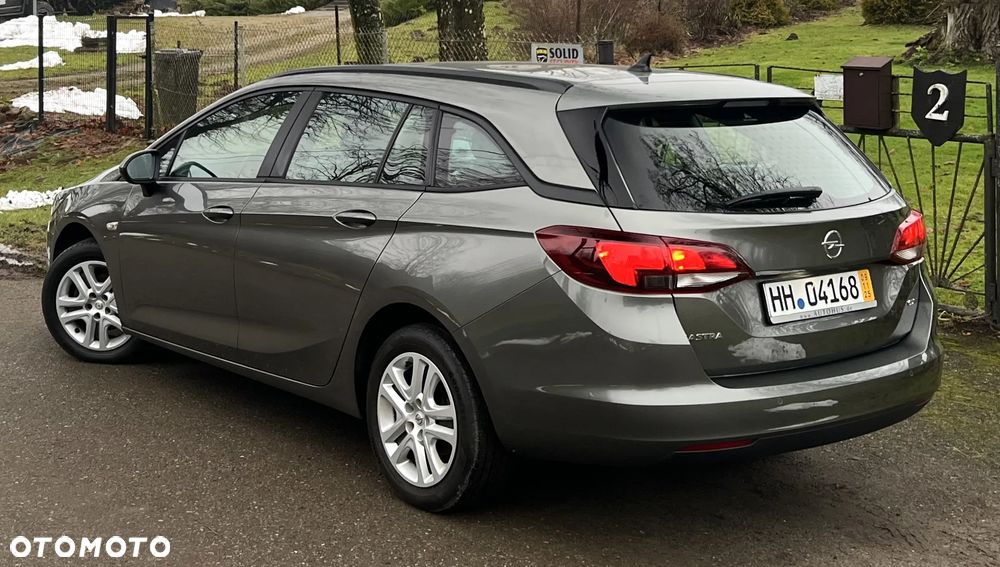Opel Astra 1.6 CDTI Dynamic S&S - 2
