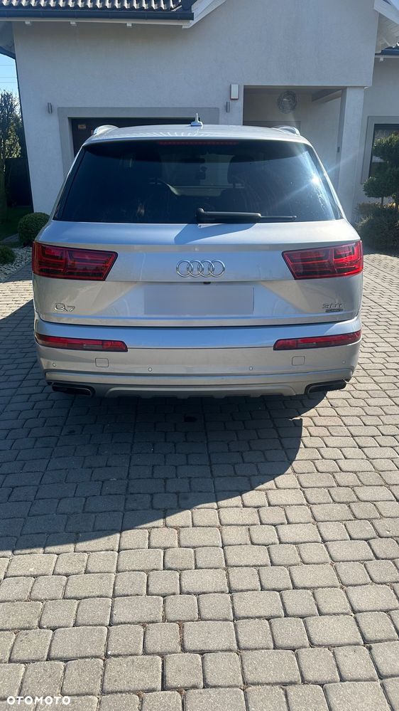 Audi Q7 - 2