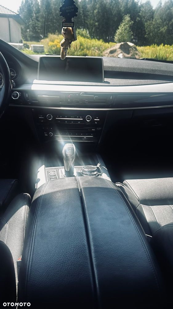 BMW X5 ver-xdrive25d - 18