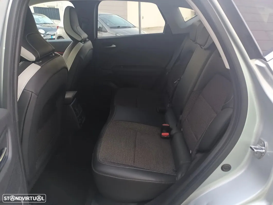 Renault Captur 1.6 E-Tech Plug-In Intens - 31